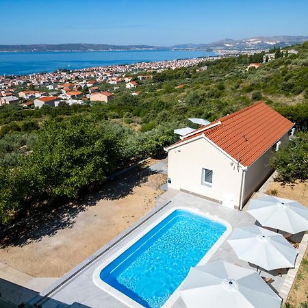 Private Villa Golden Hour With A View Of Split Area Kastel Sucurac Экстерьер фото